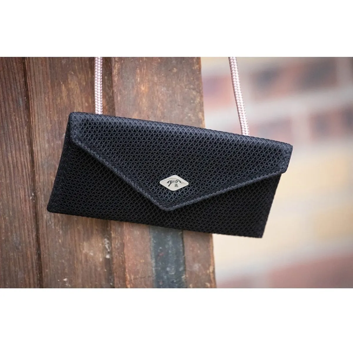 Penelope Mesh Phone Pocket