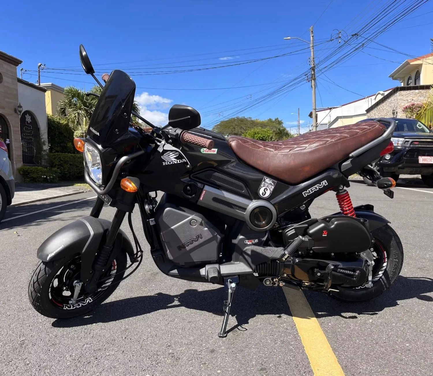 READY TO SHIP!  Honda NAVI Whiskey Brown Diamond Seat Cover, Padded