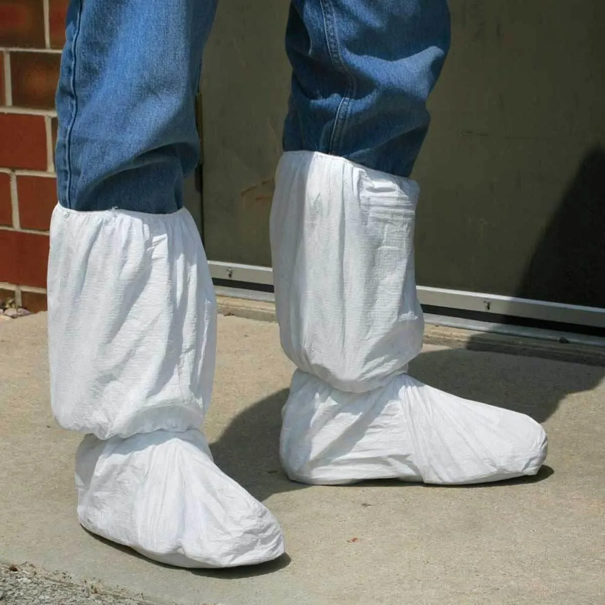 Tyvek 400 Skid Resistant Protective Boot Covers